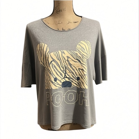 Disney Tops - Disney Gray Cropped T-Shirt with Pooh Bear Design